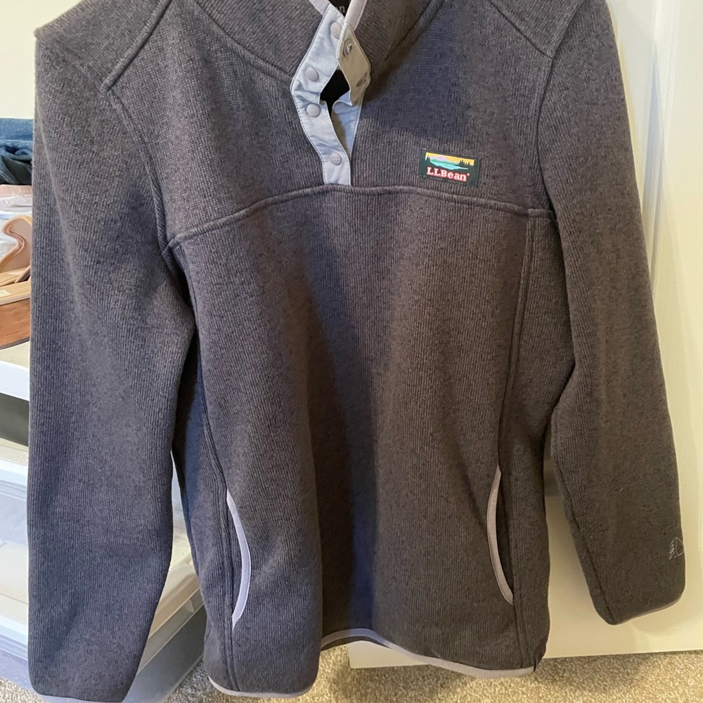 LL Bean pullover